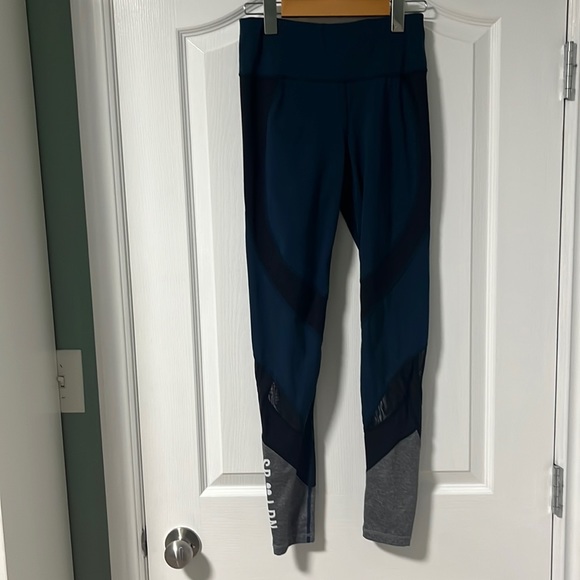 Women’s XS Sweaty Betty The Power leggings - Like New - Picture 4 of 10